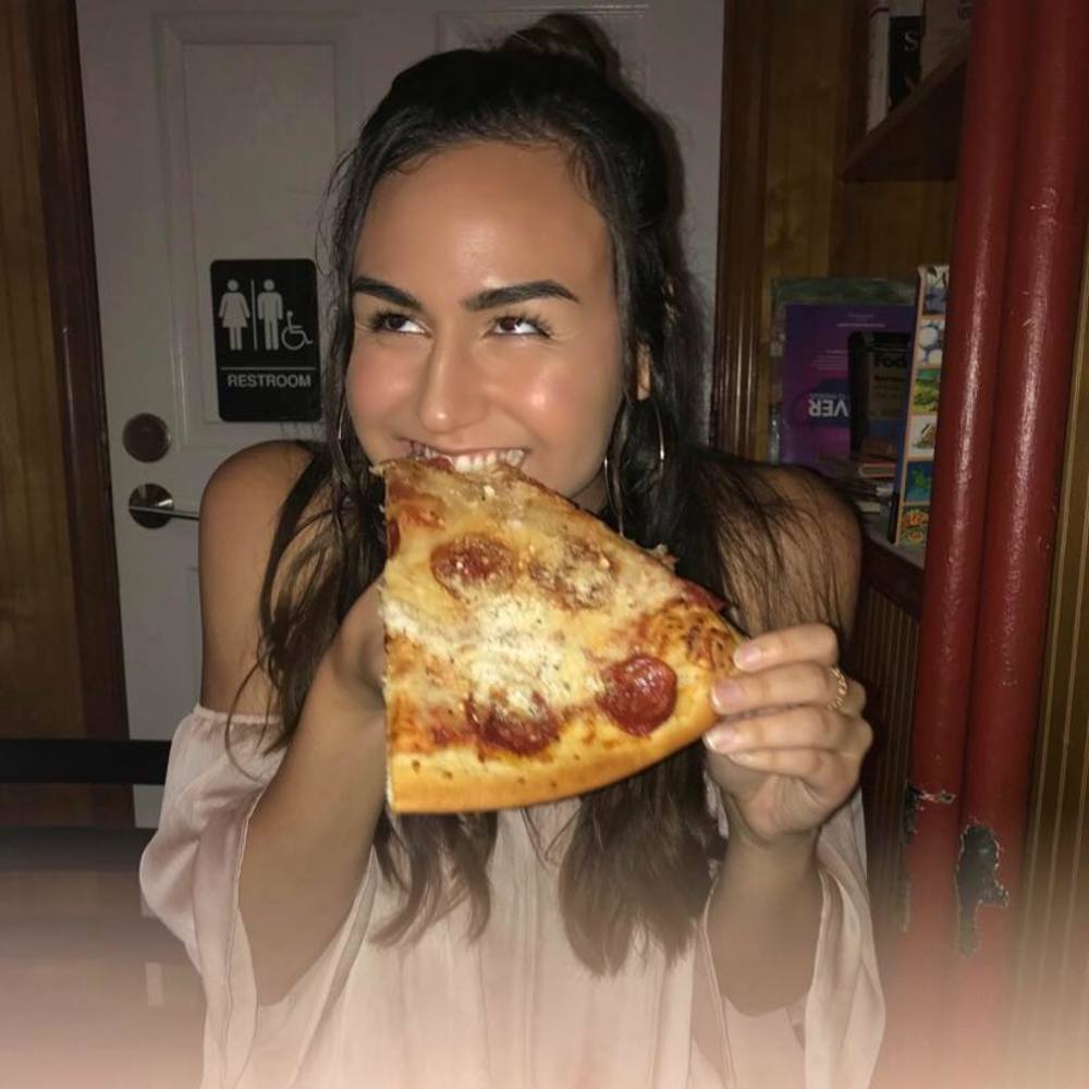 Meet your Posher, Kelly